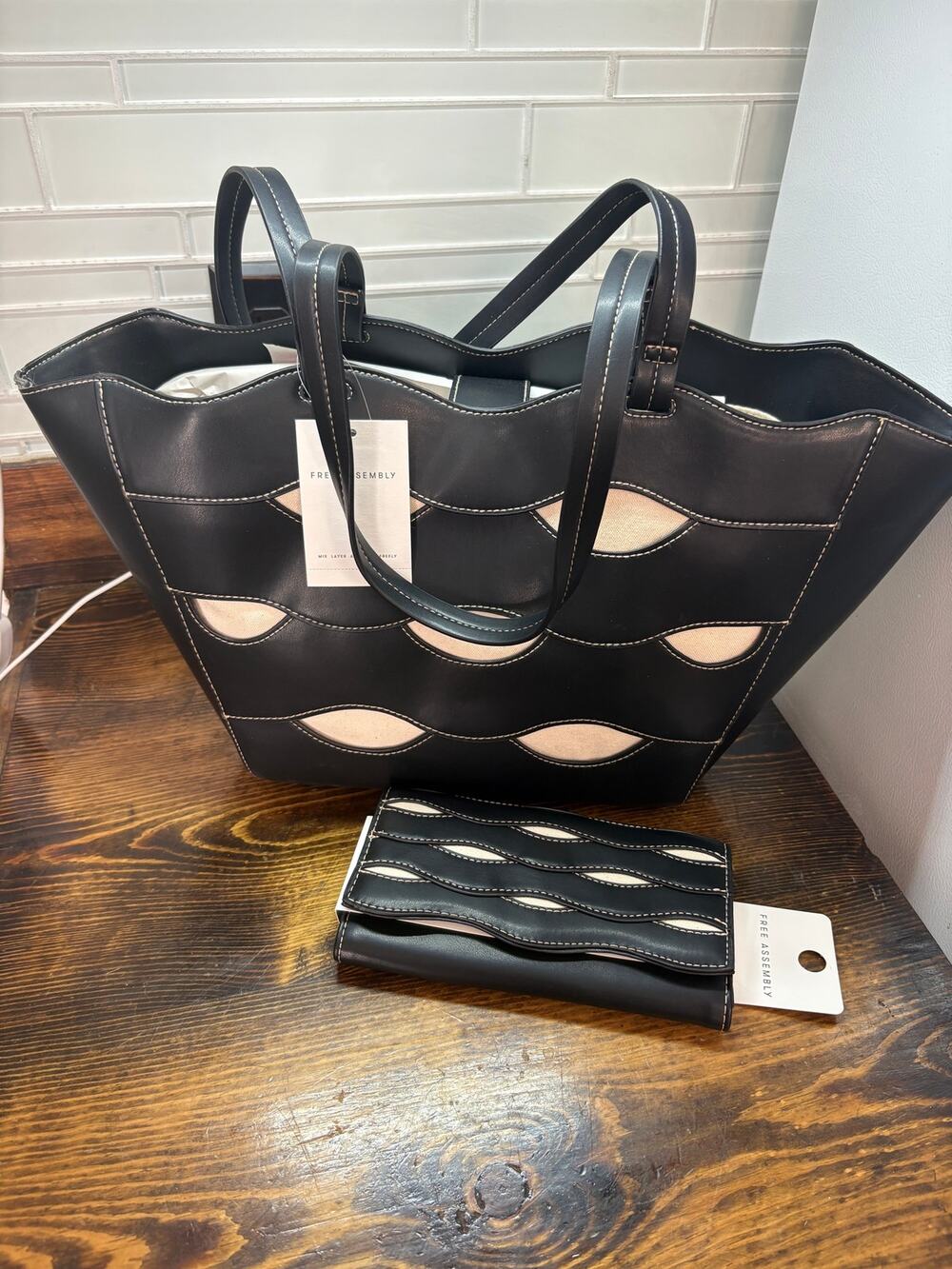 Free Assembly Black Tote And Matching Wallet